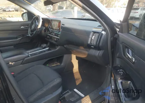 2022 Nissan Pathfinder Sv 2Wd z USA, uszkodzony, nr VIN 5N1DR3BA3NC231345